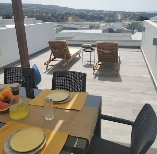 Seaview Penthouse Lejlighed *